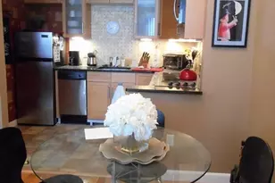 922 Beacon St, Boston, MA 02215 - Photo 4