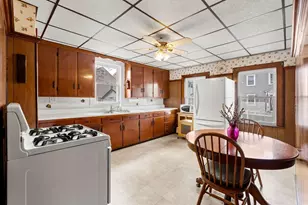 7 Oliver St, Salem, MA 01970 - Photo 4