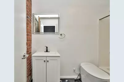 146 Court St #604, Brockton, MA 02302 - Photo 16