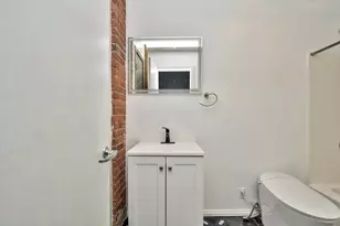 146 Court St, Brockton, MA 02302 - Photo 16