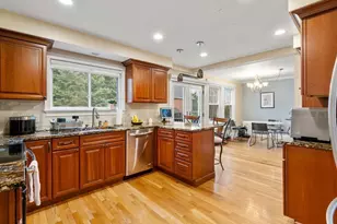 54-56 Noble St, Newton, MA 02465 - Photo 6