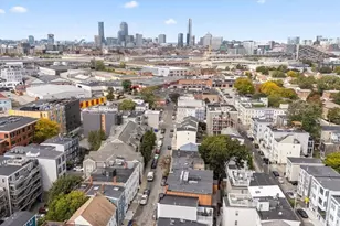 136 W 8th St, Boston, MA 02127 - Photo 30