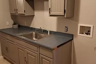 98 Brookline St, Worcester, MA 01603 - Photo 24