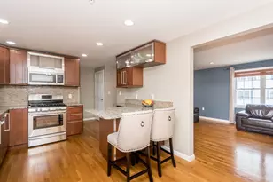 985 Trapelo Rd, Waltham, MA 02452 - Photo 8