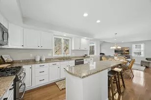 1 Heidi Ln, Grafton, MA 01519 - Photo 8