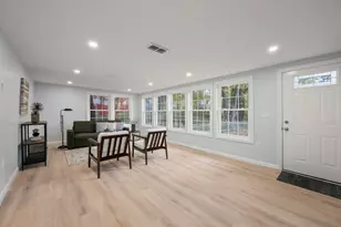 29 Broad St, Plainville, MA 02762 - Photo 24