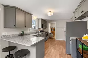 29 Broad St, Plainville, MA 02762 - Photo 6