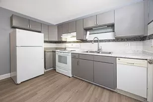 63 Johnson St, Pawtucket, RI 02860 - Photo 8