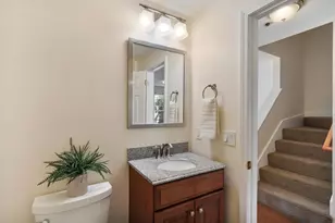 278 Manning St, Hudson, MA 01749 - Photo 18