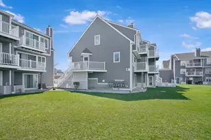 700 Shore Dr, Fall River, MA 02721 - Photo 26