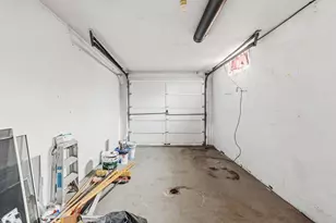 38 Turner St, New Bedford, MA 02740 - Photo 36