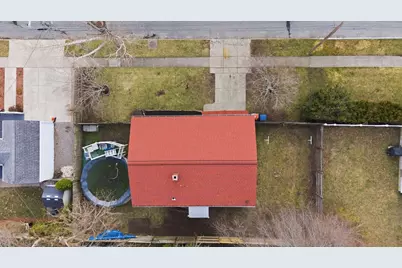 38 Turner St, New Bedford, MA 02740 - Photo 6