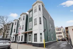 256 Bremen St, Boston, MA 02128 - Photo 14