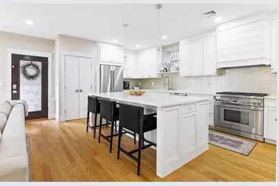 7 Whitman St #1, Somerville, MA 02144 - Photo 1