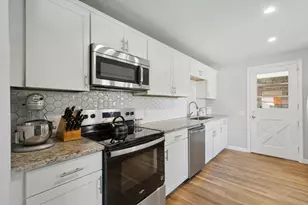 11 Judick St, Shrewsbury, MA 01545 - Photo 2