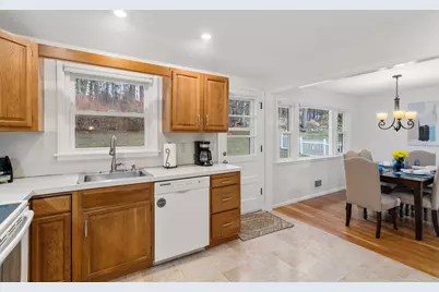 43 Lanewood Ave, Framingham, MA 01701 - Photo 14