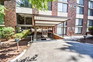 993 Massachusetts Ave, Arlington, MA 02476 - Photo 4