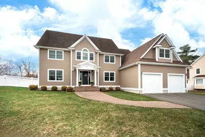 10 Jensen Farm Rd, Braintree, MA 02184 - Photo 2