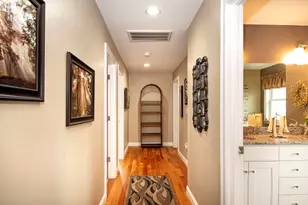 10 Jensen Farm Rd, Braintree, MA 02184 - Photo 38