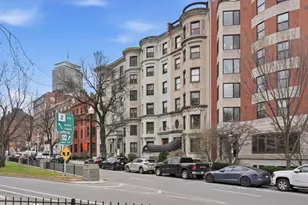 386 Commonwealth Ave, Boston, MA 02215 - Photo 20