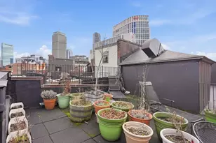 386 Commonwealth Ave, Boston, MA 02215 - Photo 14