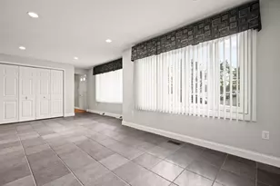 102 Chisholm Rd, Stoughton, MA 02072 - Photo 10