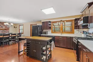 436 Foster Rd, Tewksbury, MA 01876 - Photo 4