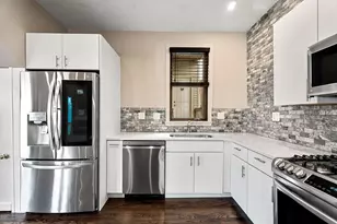 369 Medford St, Somerville, MA 02145 - Photo 6