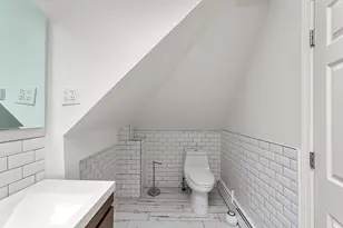 369 Medford St, Somerville, MA 02145 - Photo 16