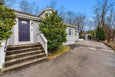 11 Ridge Street, Winchester, MA 01890 - Photo 2