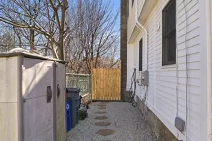 19 Elm Ct, Andover, MA 01810 - Photo 4