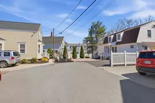 19 Elm Ct, Andover, MA 01810 - Photo 2