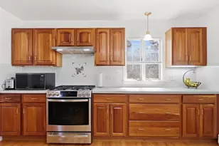 19 Elm Ct, Andover, MA 01810 - Photo 8