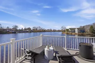 86 Ocean View Ave, Swansea, MA 02777 - Photo 20