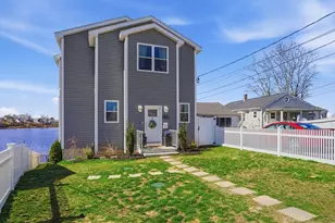 86 Ocean View Ave, Swansea, MA 02777 - Photo 2