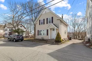 53 Oakland St, Dedham, MA 02026 - Photo 2