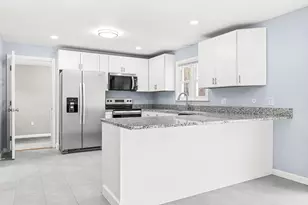 92 Ursula St, Lowell, MA 01854 - Photo 12