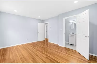 92 Ursula St, Lowell, MA 01854 - Photo 18