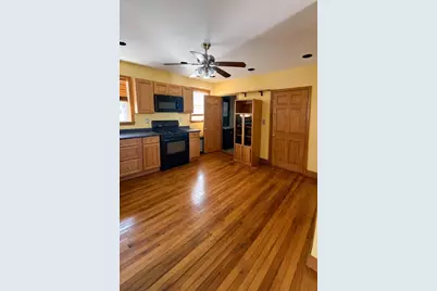 67 Prospect St, Somerville, MA 02143 - Photo 2