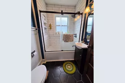 10 Worcester Ave, Montague, MA 01376 - Photo 6