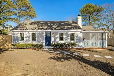 12 Blueberry Ln, Dennis, MA 02639 - Photo 2