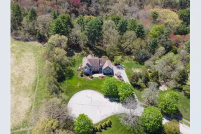 19 Haven Rd., Medfield, MA 02052 - Photo 2