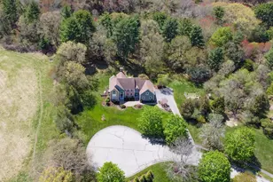 19 Haven Rd, Medfield, MA 02052 - Photo 2