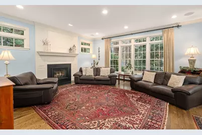 49 Whittier Road, Wellesley, MA 02481 - Photo 10