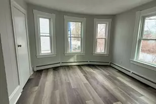 9 Granville St, Haverhill, MA 01832 - Photo 4