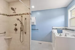 1 Victoria Dr, Leicester, MA 01542 - Photo 18