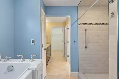 1 Victoria Drive #22, Leicester, MA 01542 - Photo 20