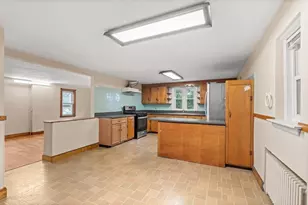 380 Cross St, Winchester, MA 01890 - Photo 14