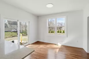 2 Valley Run Dr, Attleboro, MA 02703 - Photo 8