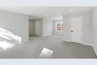 2 Valley Run Dr, Attleboro, MA 02703 - Photo 20